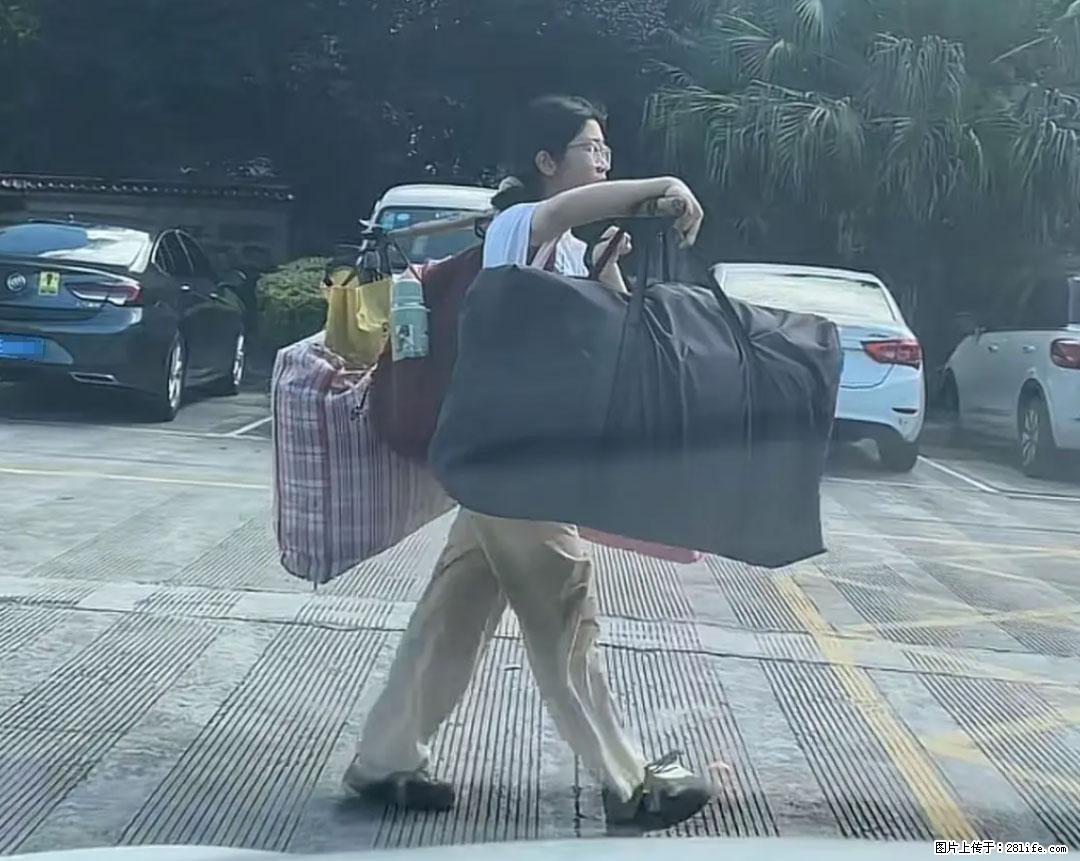 全网追的“扁担女孩”，找了一份暑假工，时薪12元 - 丽水生活资讯 - 丽水28生活网 lishui.28life.com